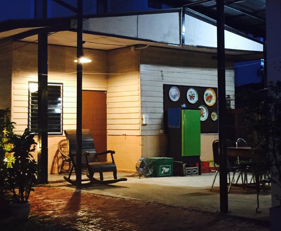 Bed Time Hostel Chiangrai Csiangraj Kültér fotó