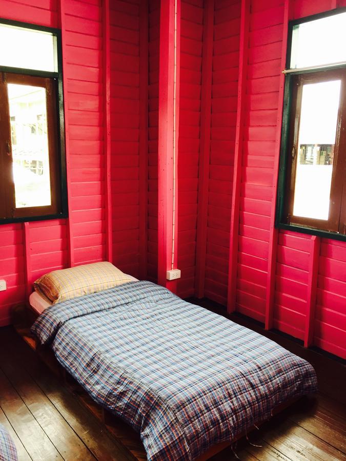 Bed Time Hostel Chiangrai Csiangraj Kültér fotó