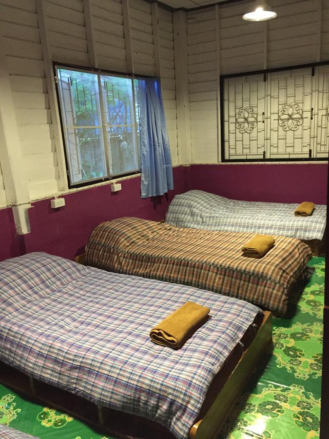 Bed Time Hostel Chiangrai Csiangraj Kültér fotó